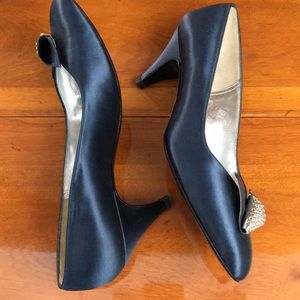 Navy Blue 6.5Frank Gardone Heels